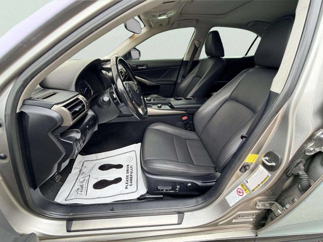 2016 Lexus IS 300 4dr Sedan AWD - 23052208 - 14