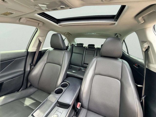 2016 Lexus IS 300 4dr Sedan AWD - 23052208 - 19