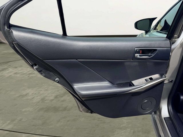 2016 Lexus IS 300 4dr Sedan AWD - 23052208 - 20