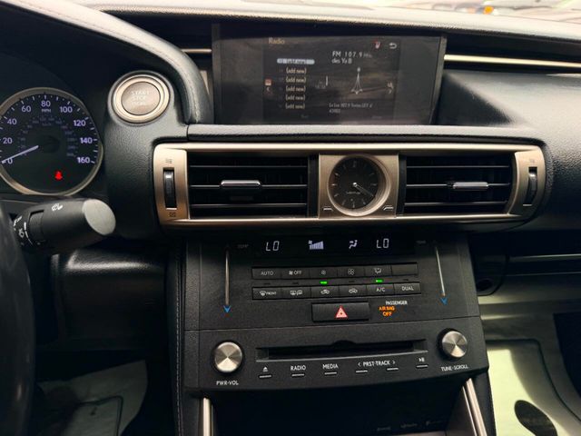 2016 Lexus IS 300 4dr Sedan AWD - 23052208 - 33