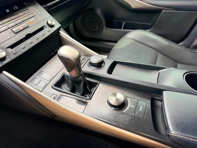 2016 Lexus IS 300 4dr Sedan AWD - 23052208 - 38