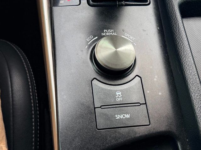 2016 Lexus IS 300 4dr Sedan AWD - 23052208 - 41
