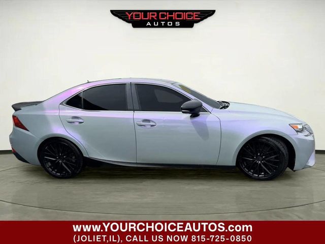 2016 Lexus IS 300 4dr Sedan AWD - 23052208 - 6