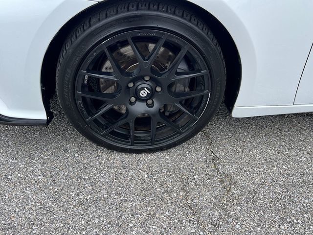2016 Lexus IS 350 4dr Sedan AWD - 23021907 - 8