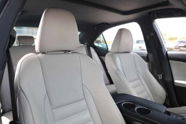 2016 Lexus IS 350 F Sport 4dr Sedan RWD - 23014790 - 18