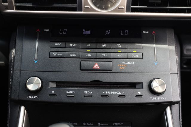 2016 Lexus IS 350 F Sport 4dr Sedan RWD - 23014790 - 35