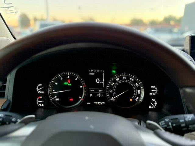 2016 Lexus LX 570 4WD 4dr - 22956287 - 10