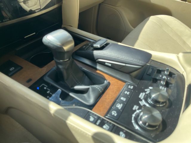 2016 LEXUS LX 570 4WD 4dr - 23096339 - 16