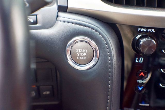 2016 Lexus LX 570 LocalTrade/LX-570/LuxuryPkg/RearEntertainment/Heated&CooledSeats - 23004087 - 25