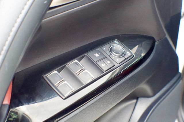 2016 Lexus LX 570 LocalTrade/LX-570/LuxuryPkg/RearEntertainment/Heated&CooledSeats - 23004087 - 37