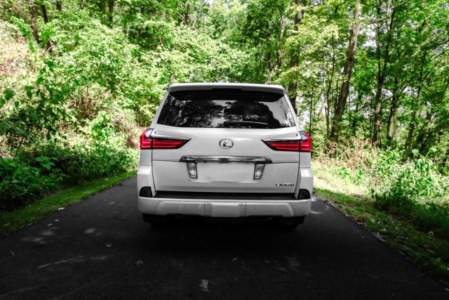 2016 Lexus LX