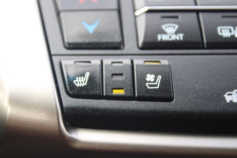 2016 Lexus NX 200t AWD 4dr - 22892159 - 33