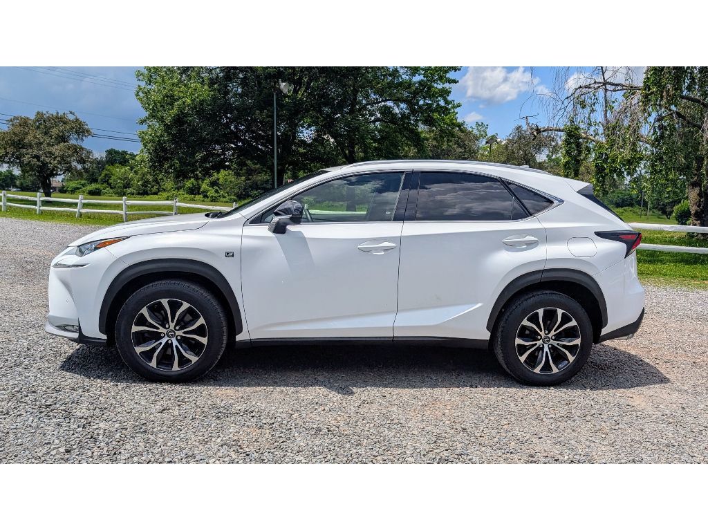 2016 Lexus NX 200t F SPORT photo 4