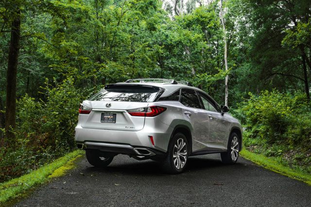 2016 Lexus RX 350 LocalTrade/PremiumPkg/BlindSpotMonitor/Heated&CooledSeats/NAV - 23049228 - 3