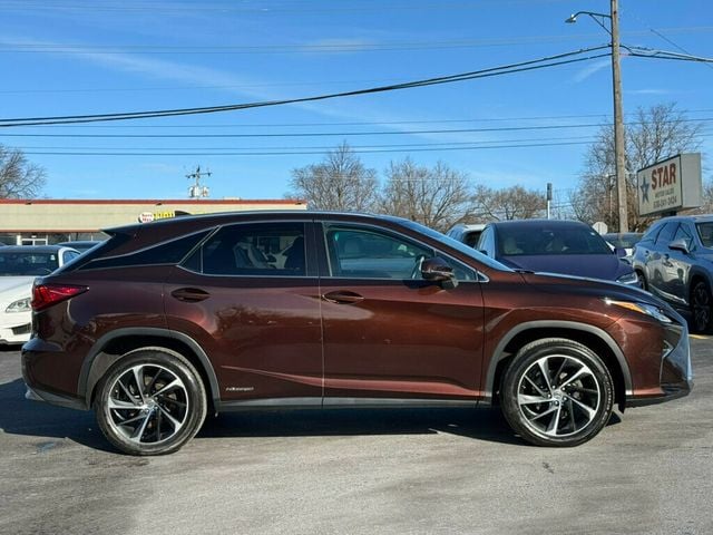 2016 Lexus RX 450h AWD 4dr - 22750553 - 16