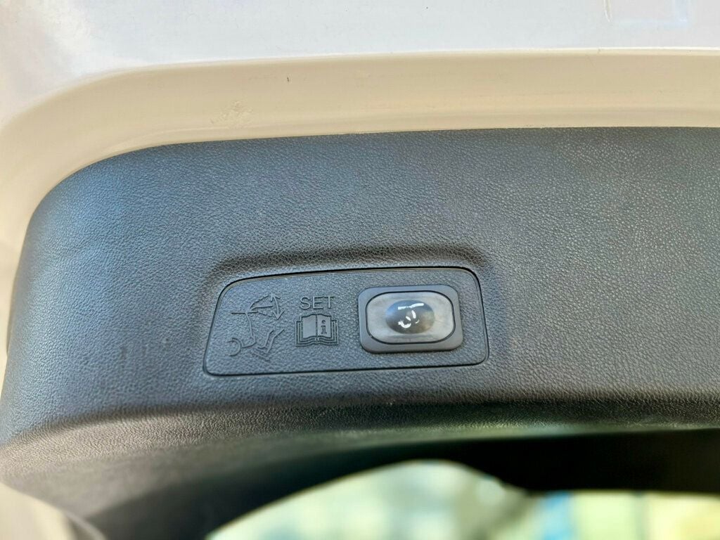 2016 Lincoln MKC AWD 4dr Select - 22933115 - 7