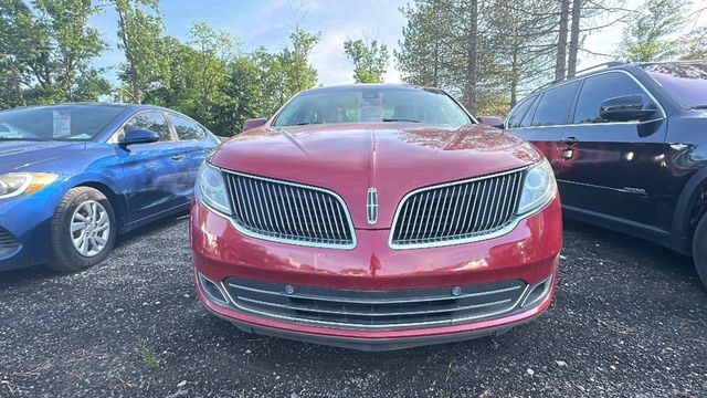 2016 Lincoln MKS Sedan 4D - 23041567 - 1