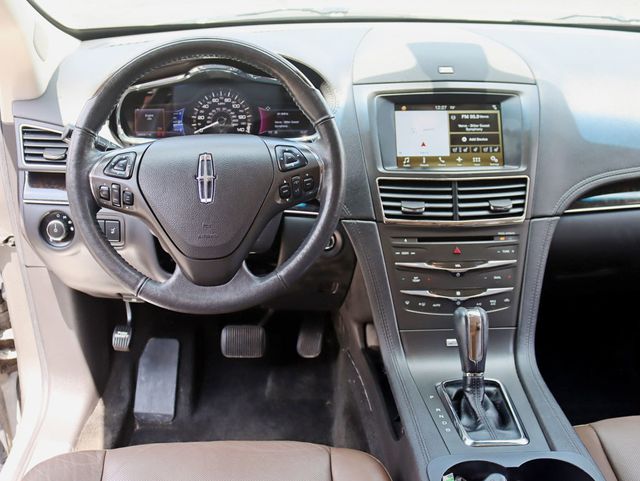 2016 Lincoln MKT Elite 3.5L AWD EcoBoost 7 passenger - 22872063 - 10