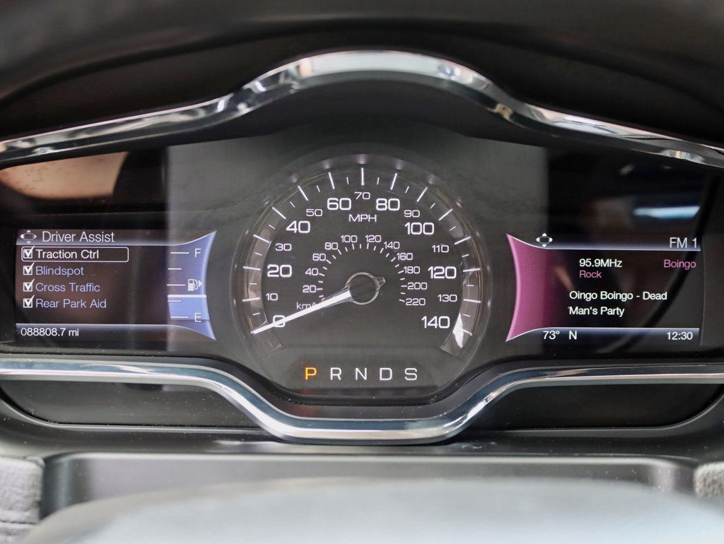 2016 Lincoln MKT Elite 3.5L AWD EcoBoost 7 passenger - 22872063 - 12