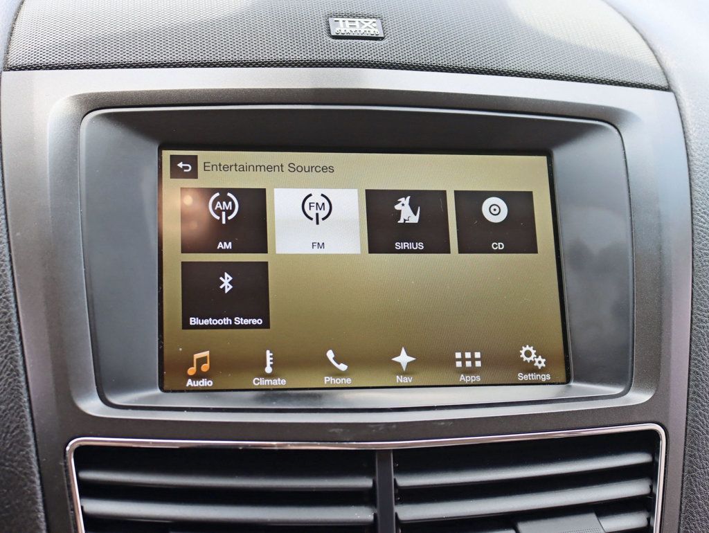 2016 Lincoln MKT Elite 3.5L AWD EcoBoost 7 passenger - 22872063 - 17