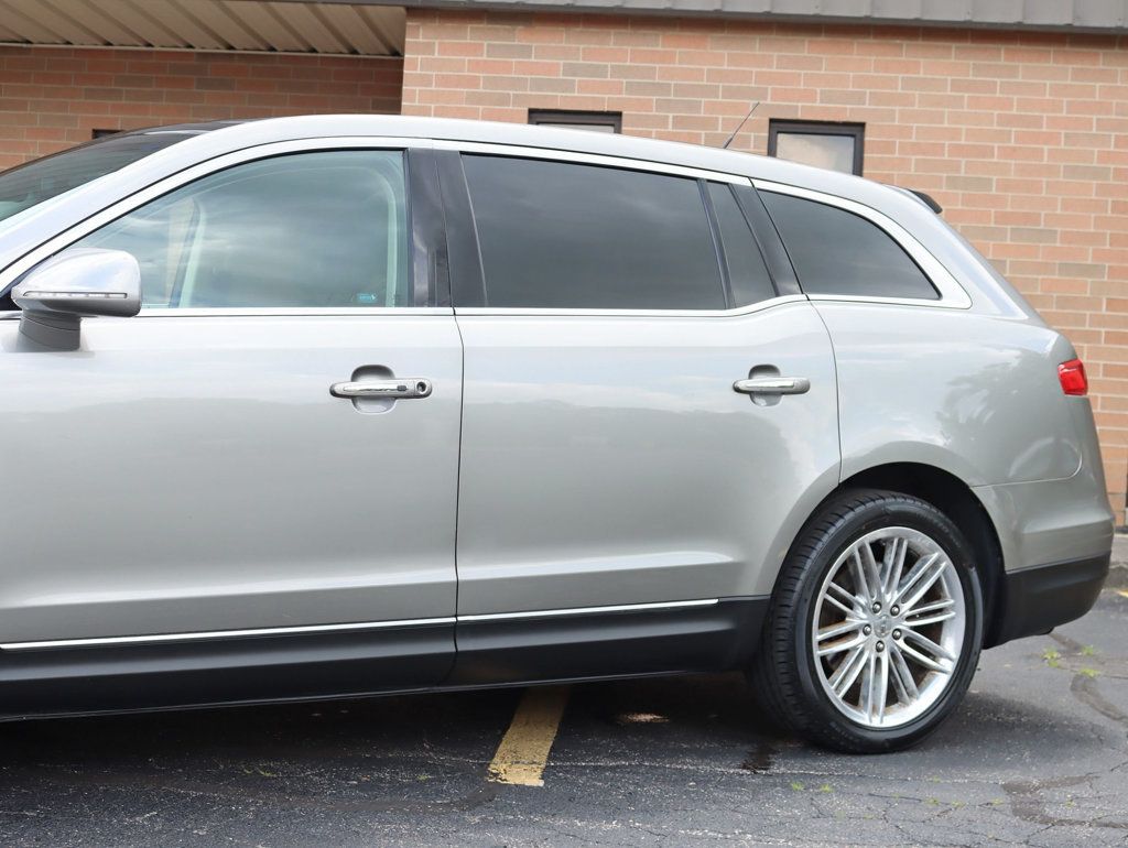 2016 Lincoln MKT Elite 3.5L AWD EcoBoost 7 passenger - 22872063 - 1