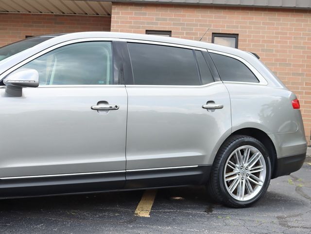 2016 Lincoln MKT Elite 3.5L AWD EcoBoost 7 passenger - 22872063 - 1