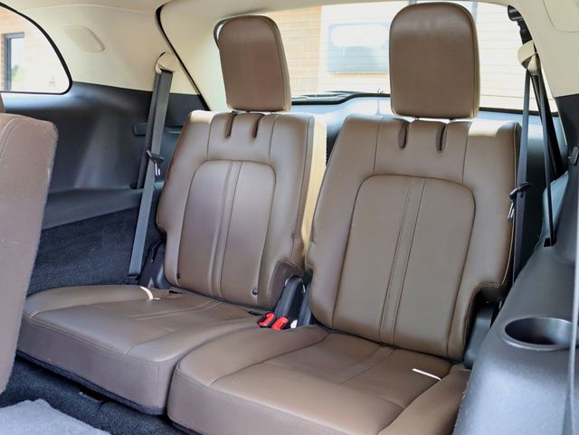 2016 Lincoln MKT Elite 3.5L AWD EcoBoost 7 passenger - 22872063 - 25