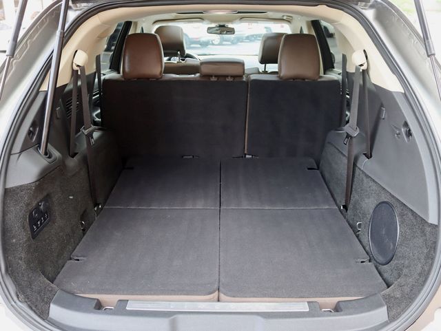 2016 Lincoln MKT Elite 3.5L AWD EcoBoost 7 passenger - 22872063 - 32