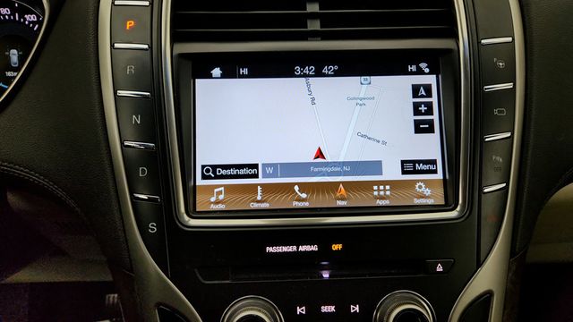 2016 Lincoln MKX 4dr Reserve w/ Technology, Driver Assistance & Climate Packages - 22947466 - 19