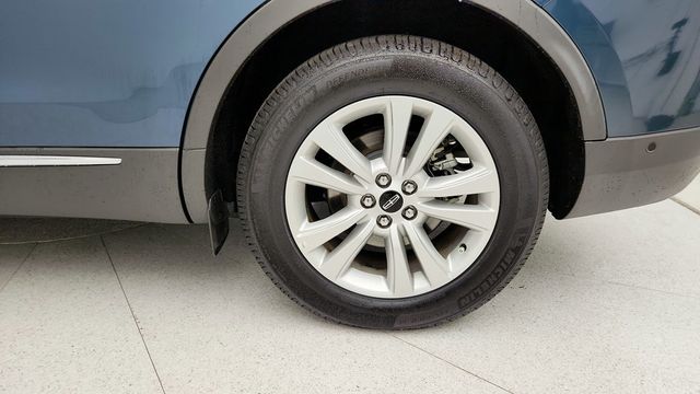 2016 Lincoln MKX 4dr Reserve w/ Technology, Driver Assistance & Climate Packages - 22947466 - 8