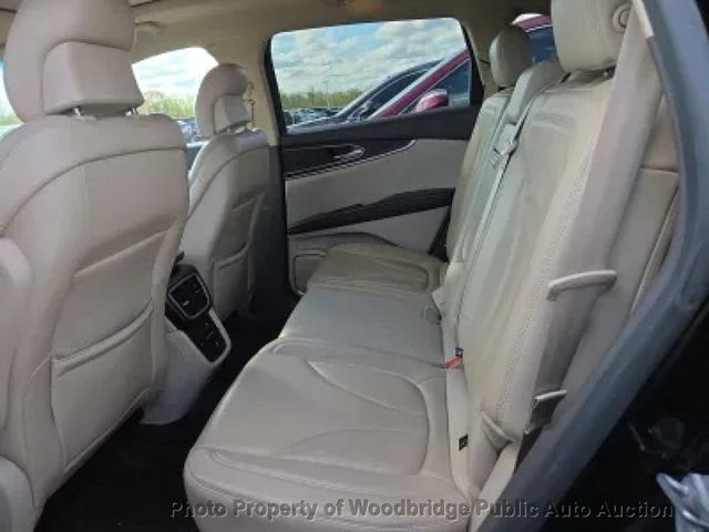 2016 Lincoln MKX AWD 4dr Reserve - 23017629 - 10