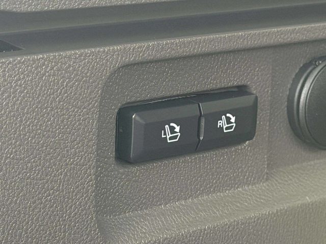 2016 Lincoln MKX AWD 4dr Reserve - 23002119 - 11