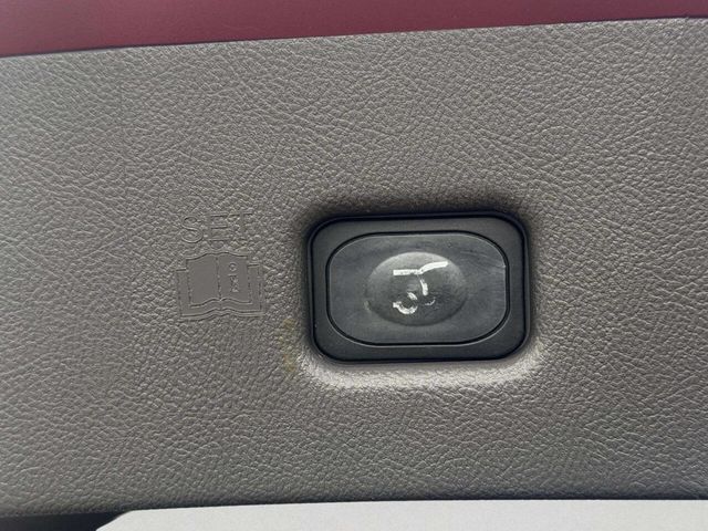 2016 Lincoln MKX AWD 4dr Reserve - 23002119 - 12