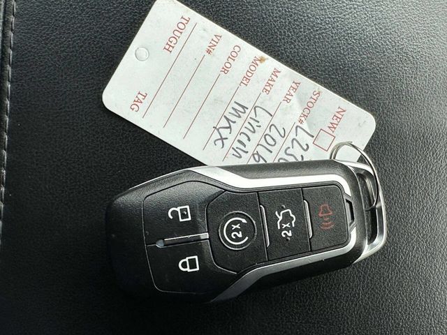 2016 Lincoln MKX AWD 4dr Reserve - 23003226 - 31