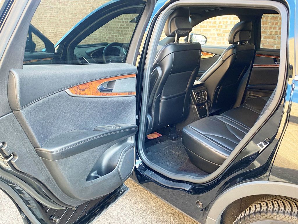 2016 Lincoln MKX AWD 4dr Reserve - 22971230 - 11