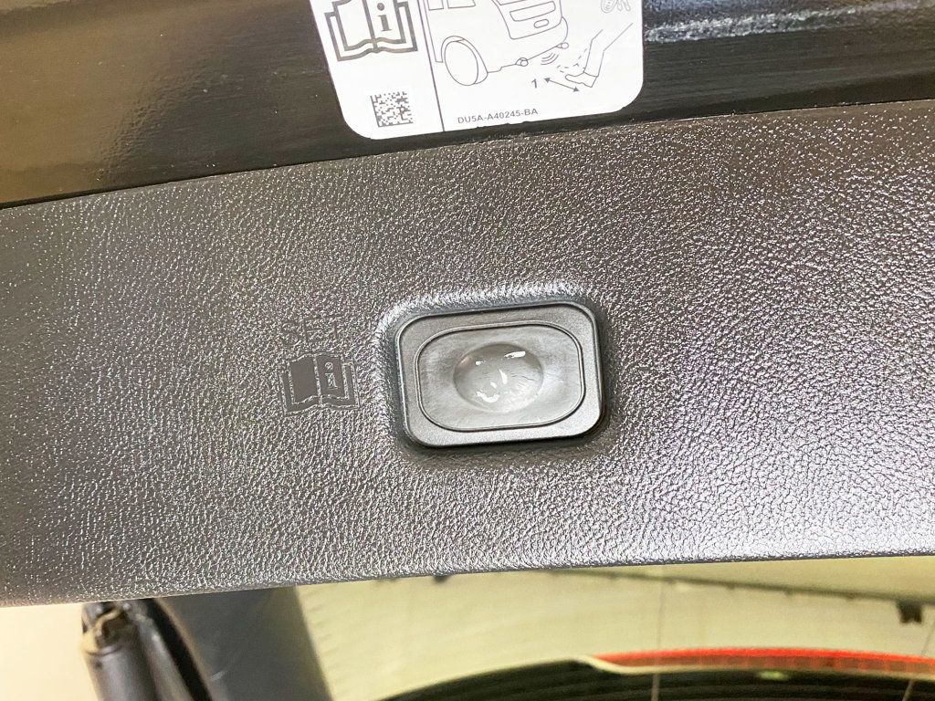 2016 Lincoln MKX AWD 4dr Reserve - 22971230 - 63