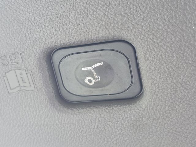 2016 Lincoln MKX FWD 4dr Reserve - 23092217 - 12