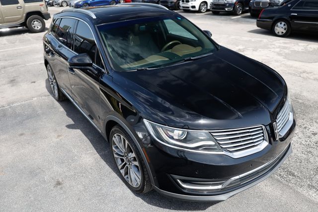 2016 Lincoln MKX FWD 4dr Reserve - 23050022 - 17
