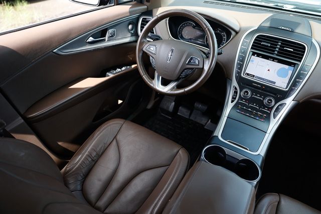2016 Lincoln MKX FWD 4dr Reserve - 23050022 - 22