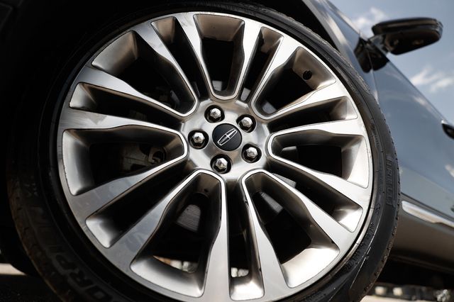 2016 Lincoln MKX FWD 4dr Reserve - 23050022 - 32