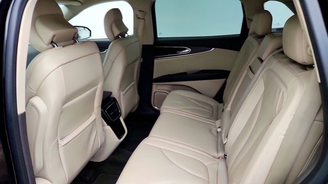 2016 Lincoln MKX FWD 4dr Select w/ Plus Package - 23070772 - 19