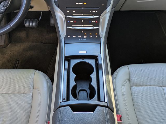 2016 Lincoln MKZ 4dr Sedan AWD - 22974339 - 17