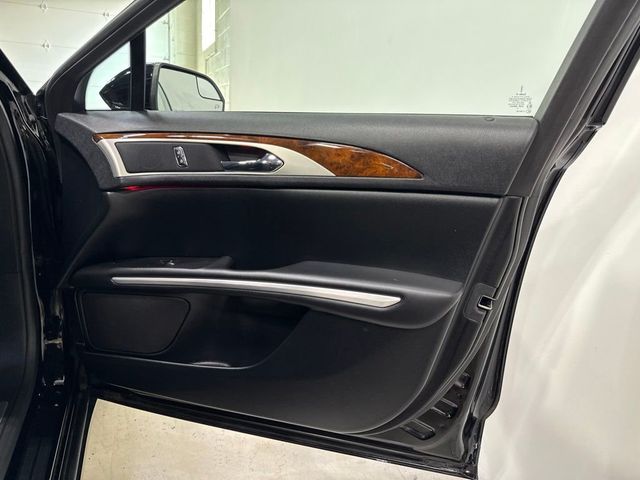 2016 Lincoln MKZ 4dr Sedan FWD - 23074851 - 26