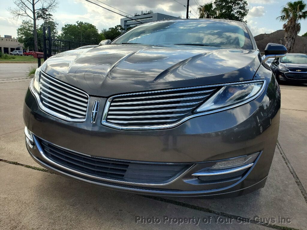 2016 Lincoln MKZ photo 3