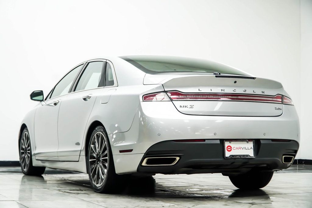 Lincoln MKZ photo 11