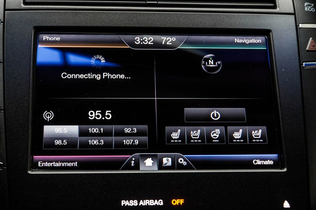 Lincoln MKZ photo 24