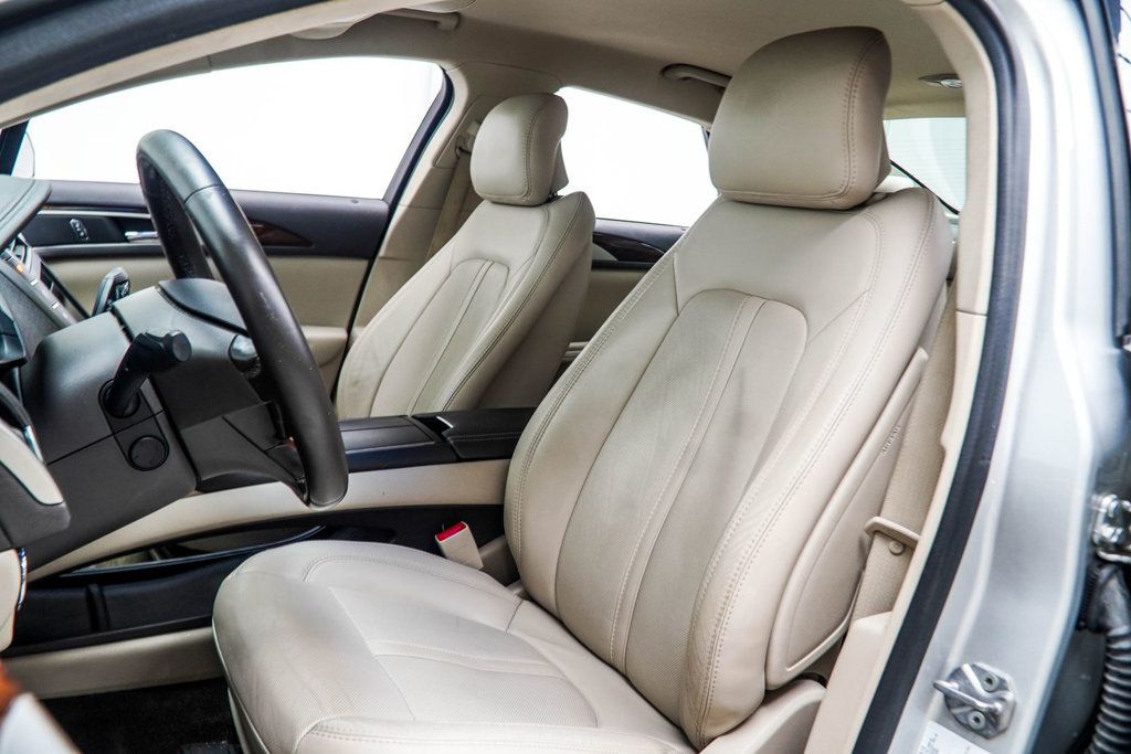 Lincoln MKZ photo 34