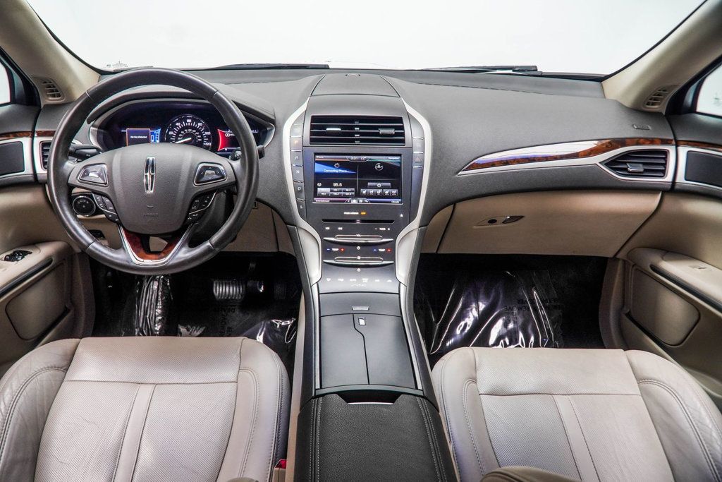 Lincoln MKZ photo 5