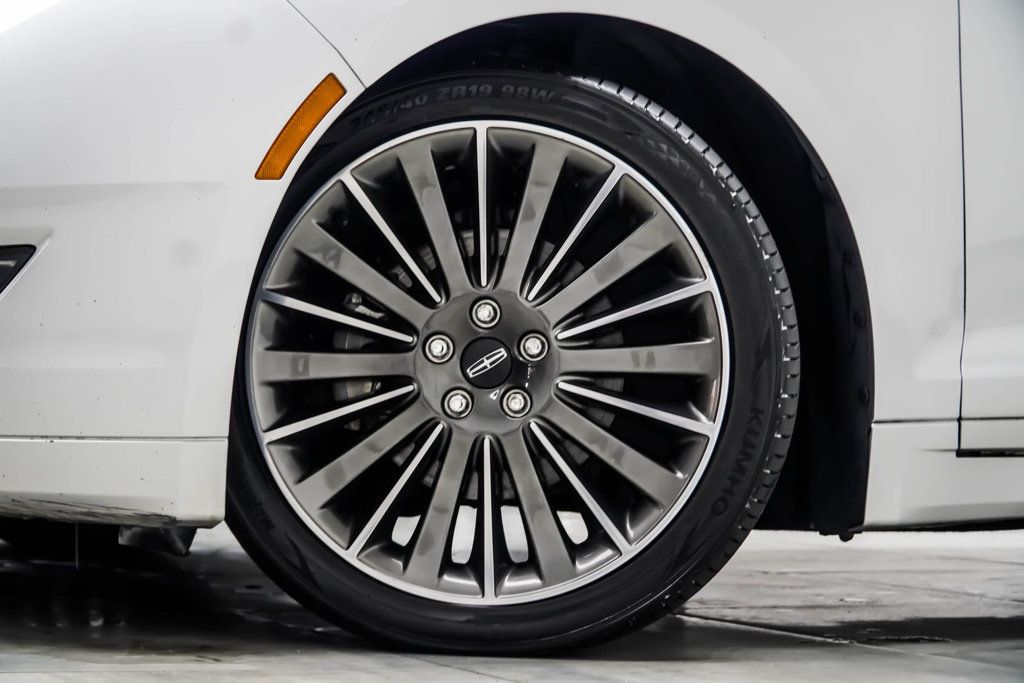 Lincoln MKZ photo 6