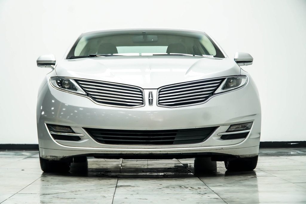 Lincoln MKZ photo 8
